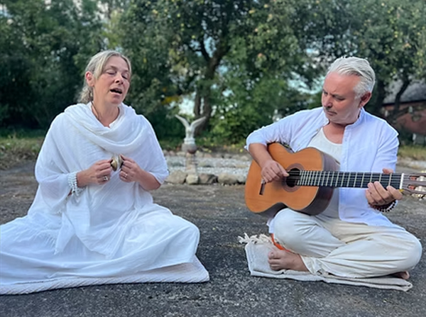 Heart of Devotion - Kirtan duo